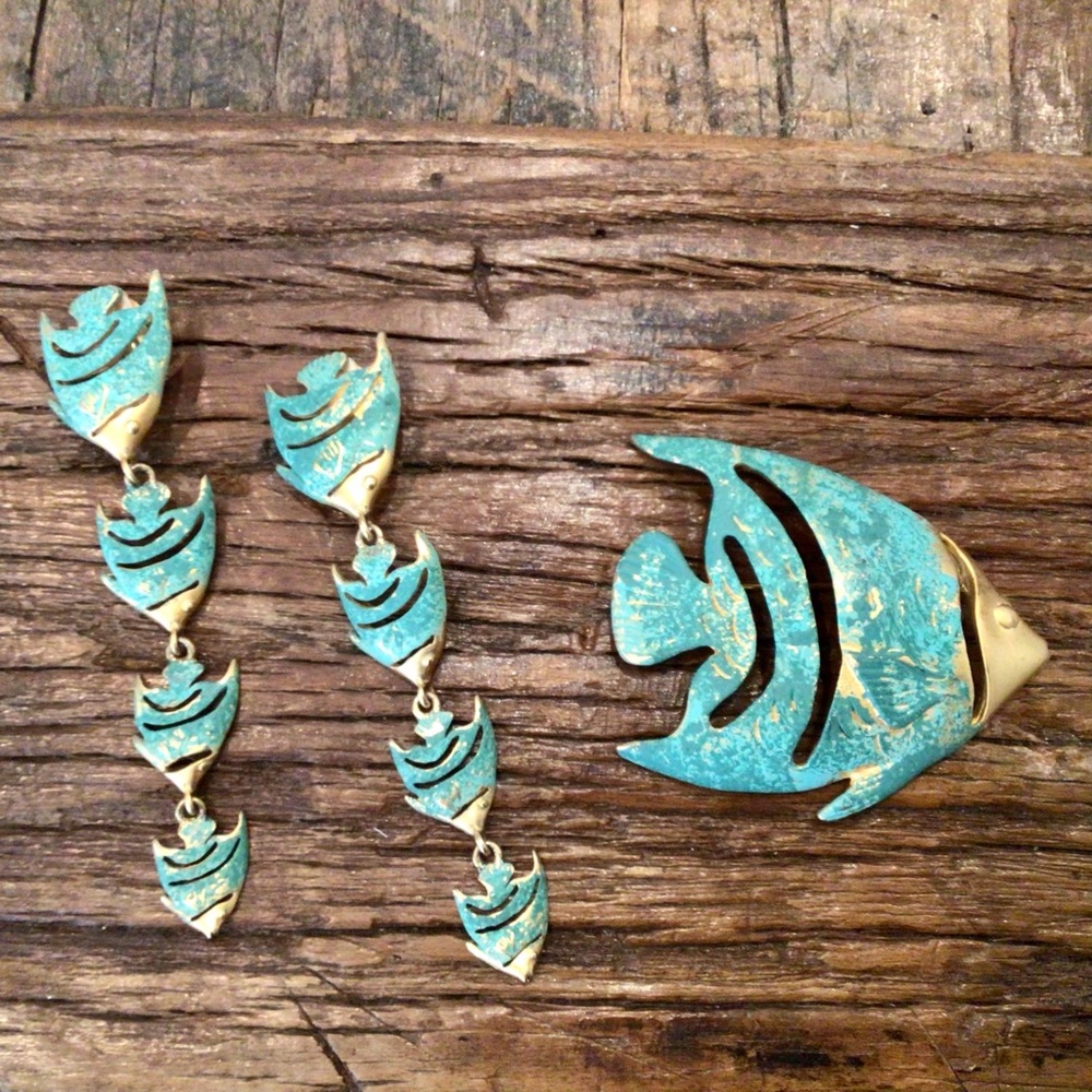 Givenchy Paris New York Vintage 1980’s Brooch & Earrings